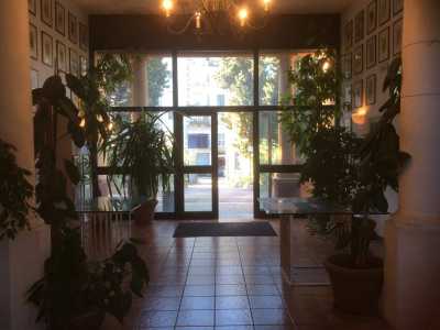 L'ingresso interno della villa